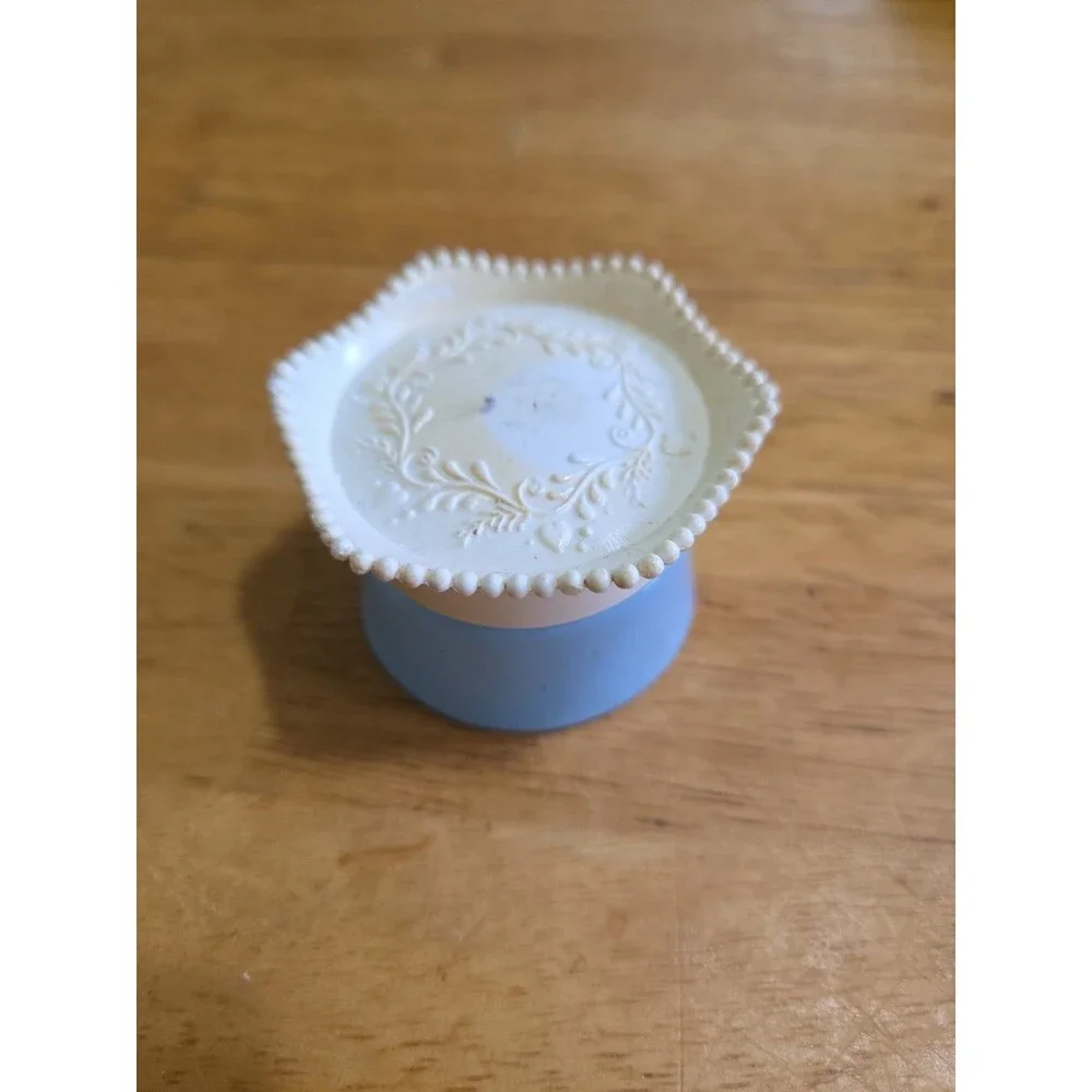 Avon Heres My Heart Cream Sachet 1/4 Full